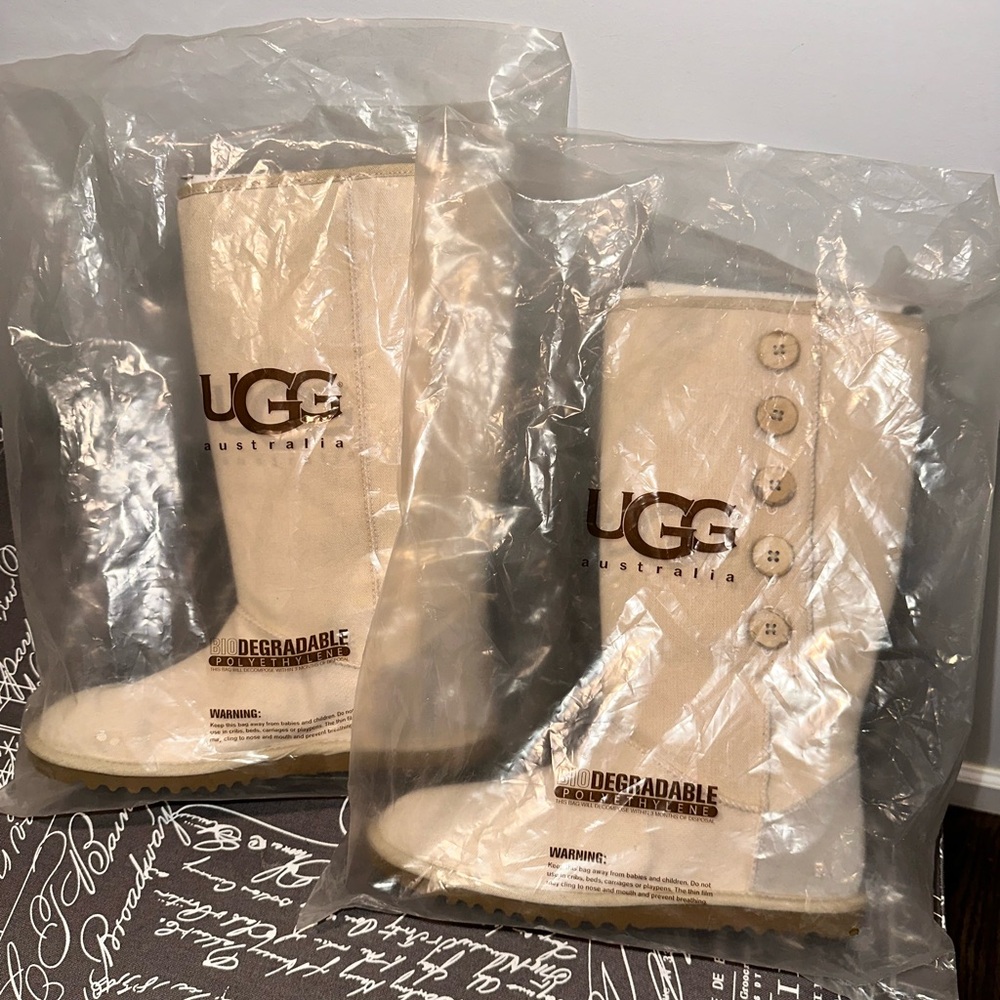 Ugg Lo Pro canvas boots-size 7
